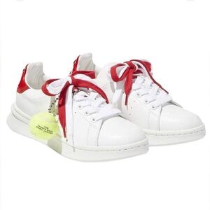 MARC JACOBS 
The Tennis Shoe Sneakers Size 5 in men’s (7 women's)
